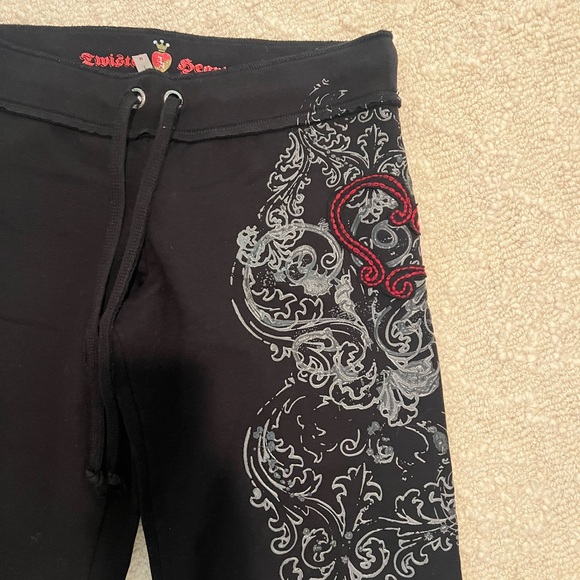 Twisted Heart Black Set - Picture 5 of 7